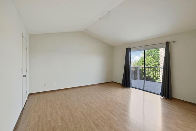 3267 Lakeshore Ct, Stockton, CA 95219