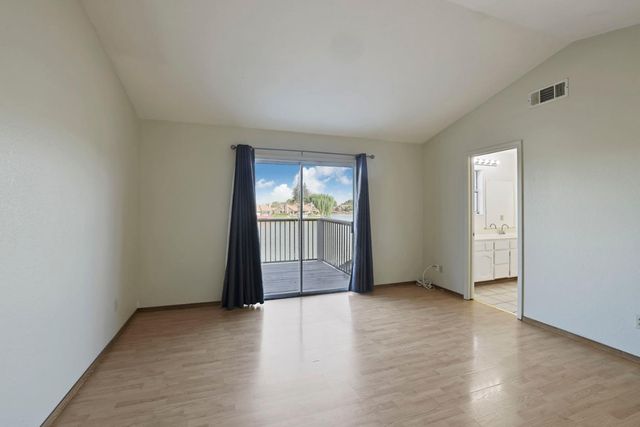 3267 Lakeshore Ct, Stockton, CA 95219