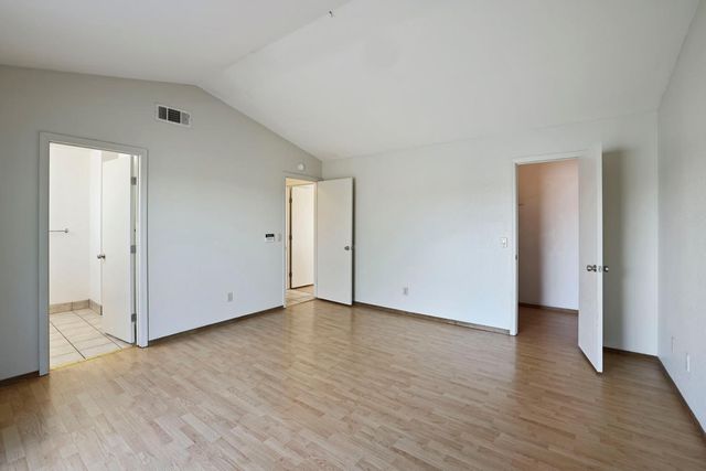 3267 Lakeshore Ct, Stockton, CA 95219