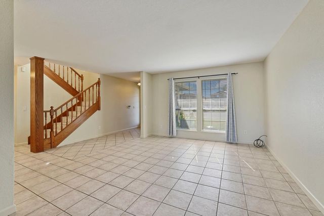 3267 Lakeshore Ct, Stockton, CA 95219