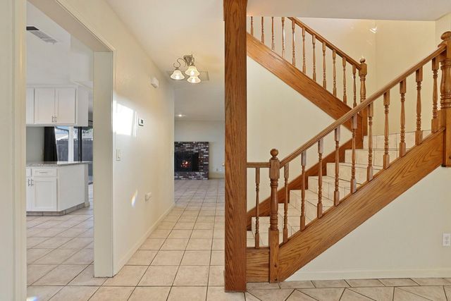 3267 Lakeshore Ct, Stockton, CA 95219