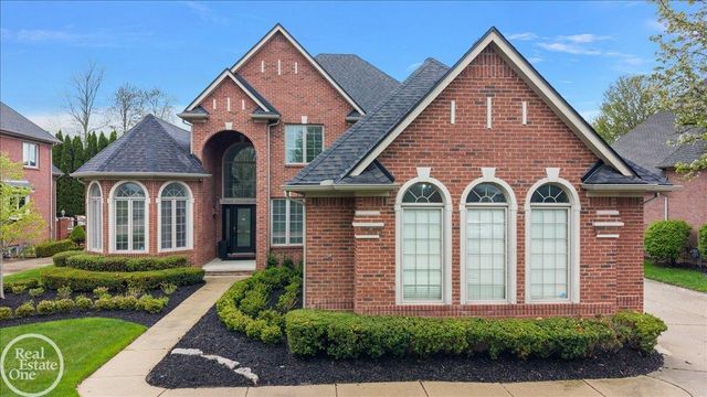 57409 Stonebriar Drive, Washington Twp, MI 48094