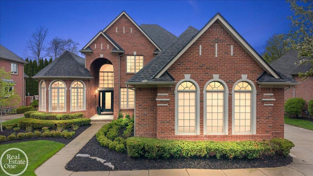 57409 Stonebriar Drive, Washington Twp, MI 48094