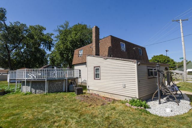 8145 State Road, Burbank, IL 60459