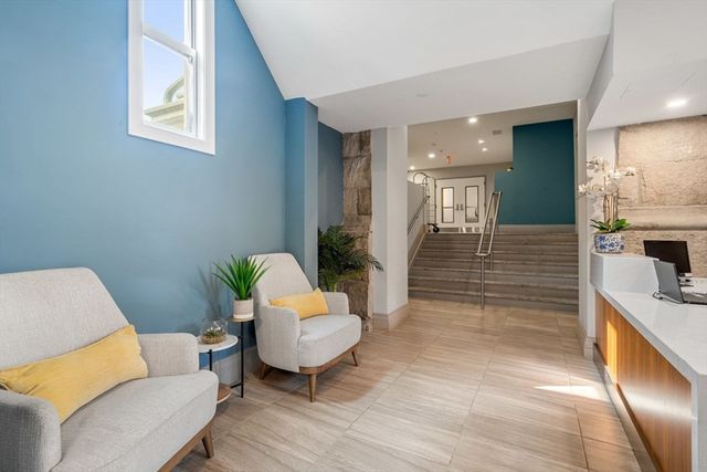 771 Harrison Ave 201, Boston, MA 02118