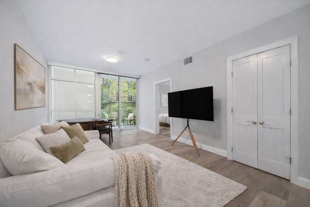 771 Harrison Ave 201, Boston, MA 02118