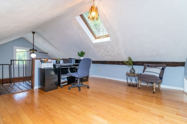 124 Bedford St, Burlington, MA 01803