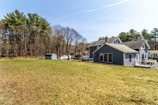 124 Bedford St, Burlington, MA 01803