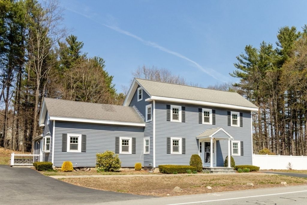 124 Bedford St, Burlington, MA 01803