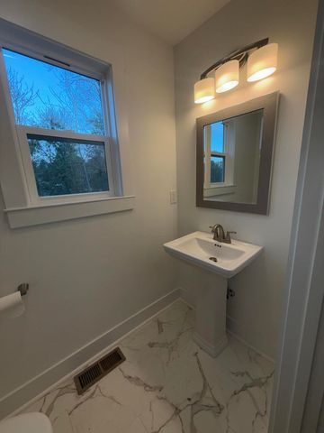 705 Hargraves Avenue, Chattanooga, TN 37411