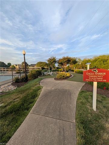 13436 Prince Andrew TRL, Carrollton, VA 23314