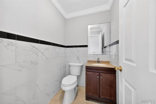 1852 Partridge Berry Drive, Florissant, MO 63031