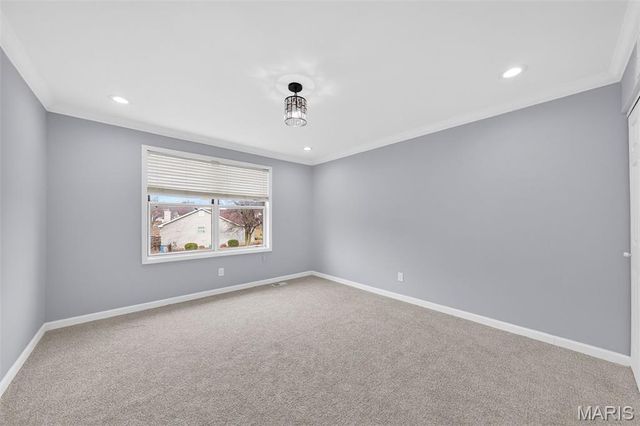 1852 Partridge Berry Drive, Florissant, MO 63031