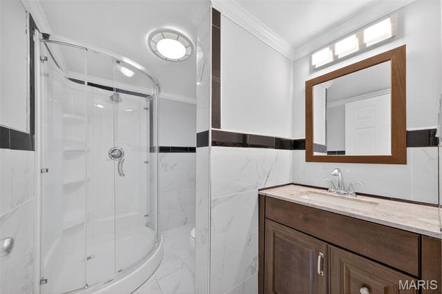 1852 Partridge Berry Drive, Florissant, MO 63031