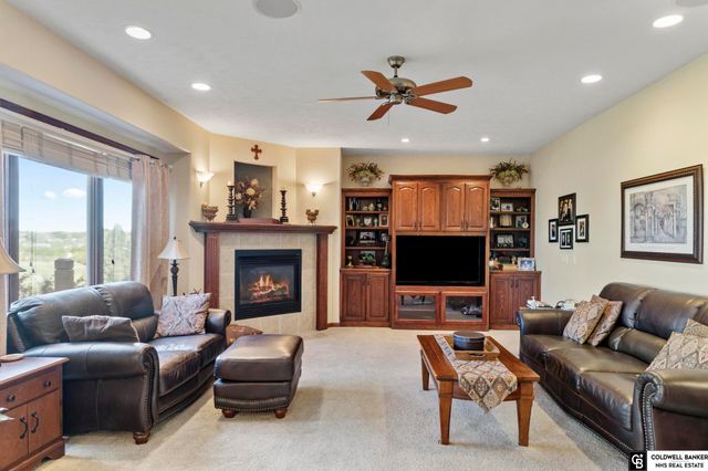 13710 S 22Nd Circle, Bellevue, NE 68123