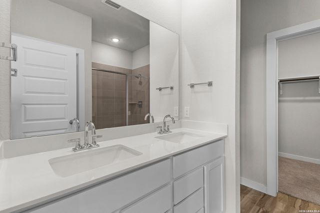 5531 Franklin Hills, Von Ormy, TX 78073