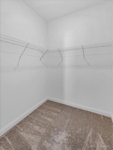 220 Linden LANE, Delavan, WI 53115