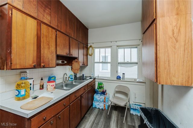 3724 W 130th Street, Cleveland, OH 44111