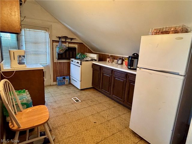 3724 W 130th Street, Cleveland, OH 44111