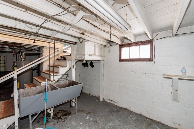 3724 W 130th Street, Cleveland, OH 44111