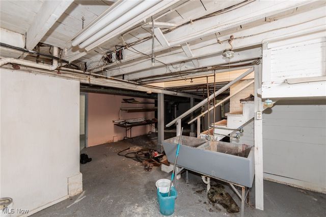 3724 W 130th Street, Cleveland, OH 44111