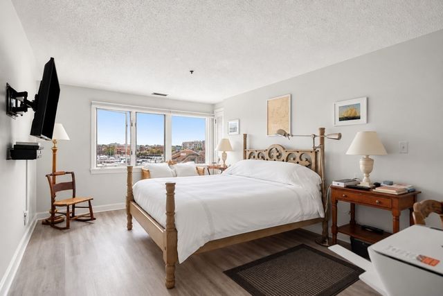 90 Wharf Street L12, Salem, MA 01970