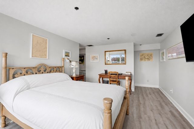 90 Wharf Street L12, Salem, MA 01970
