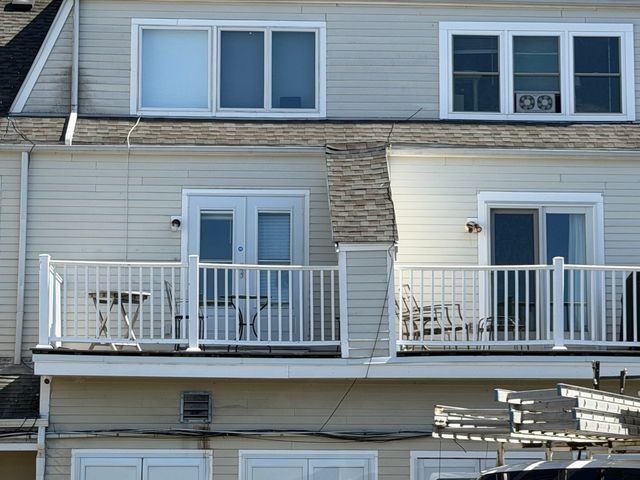 90 Wharf Street L12, Salem, MA 01970