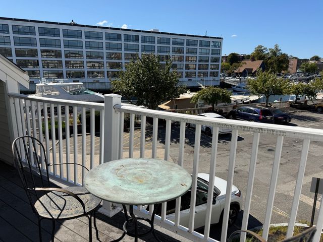 90 Wharf Street L12, Salem, MA 01970