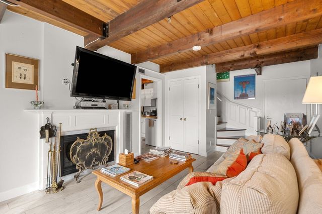 90 Wharf Street L12, Salem, MA 01970