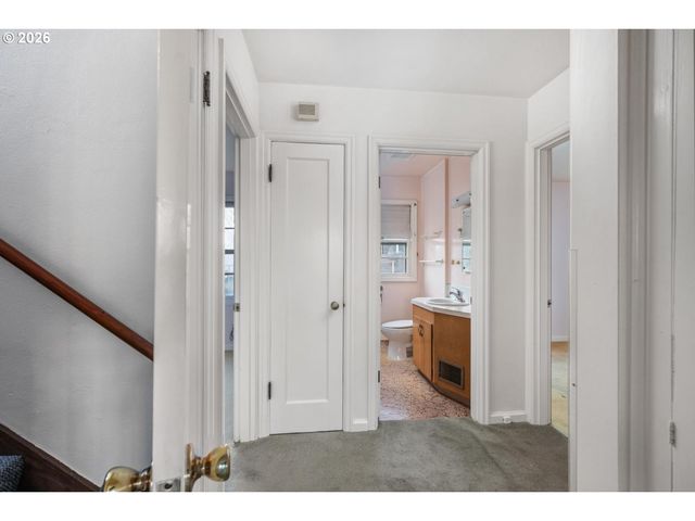 2115 Se 30TH Ave, Portland, OR 97214