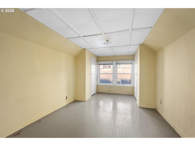 2115 Se 30TH Ave, Portland, OR 97214