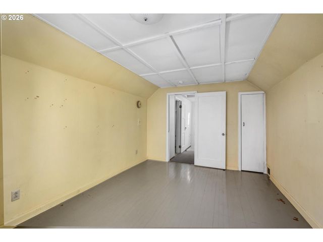 2115 Se 30TH Ave, Portland, OR 97214