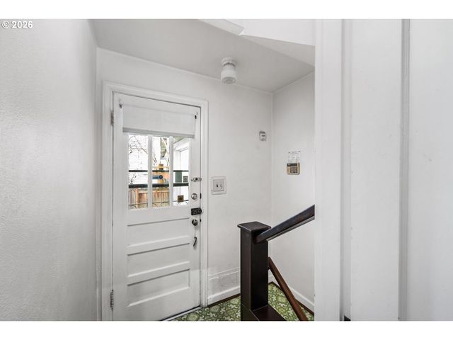 2115 Se 30TH Ave, Portland, OR 97214