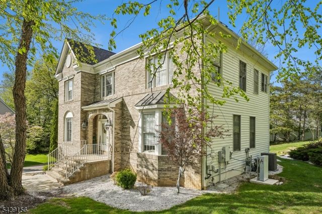 6 Diane Ct, Wayne Twp., NJ 07470