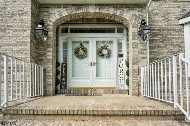 6 Diane Ct, Wayne Twp., NJ 07470