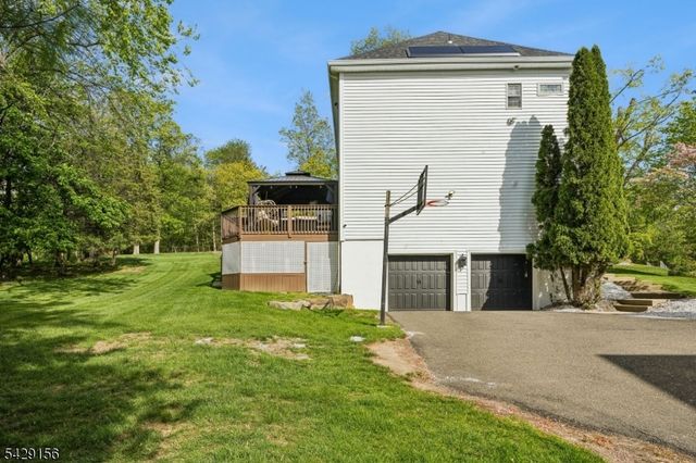 6 Diane Ct, Wayne Twp., NJ 07470