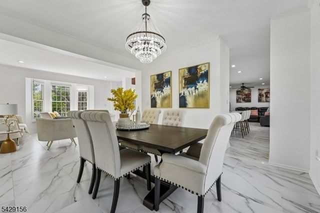 6 Diane Ct, Wayne Twp., NJ 07470