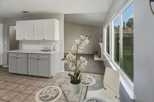 415 Columbia Ave, Merced, CA 95340