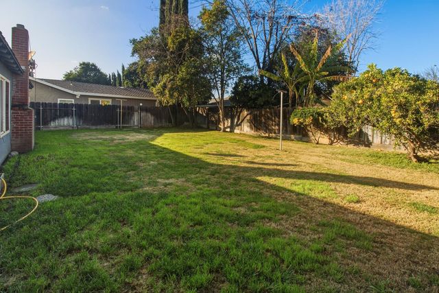 415 Columbia Ave, Merced, CA 95340