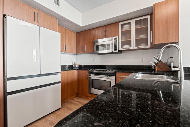 600 S Dixie Highway 613, West Palm Beach, FL 33401