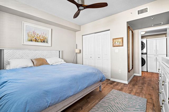 600 S Dixie Highway 613, West Palm Beach, FL 33401