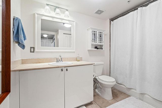 600 S Dixie Highway 613, West Palm Beach, FL 33401