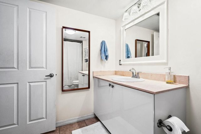 600 S Dixie Highway 613, West Palm Beach, FL 33401