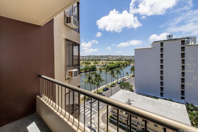 320 Liliuokalani Avenue 902, Honolulu, HI 96815