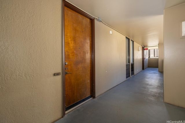 320 Liliuokalani Avenue 902, Honolulu, HI 96815