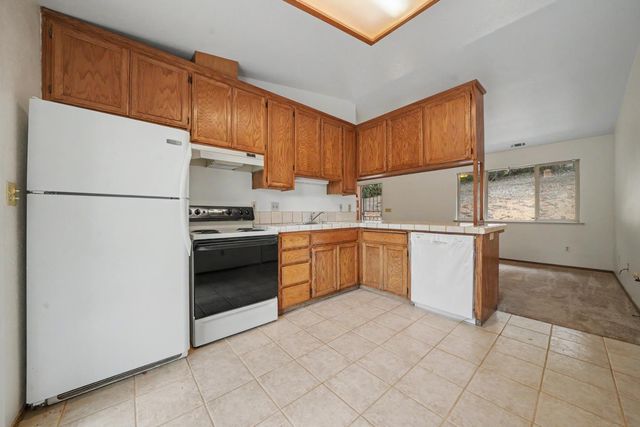 13050 Mount Zion Rd, Pine Grove, CA 95665