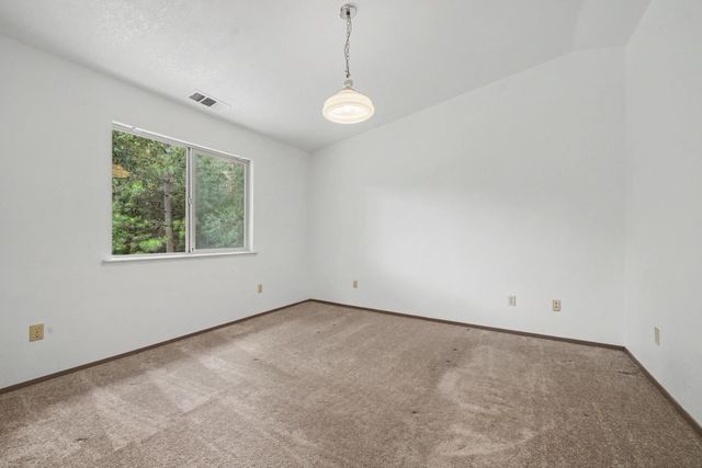 13050 Mount Zion Rd, Pine Grove, CA 95665