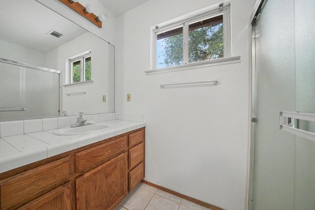 13050 Mount Zion Rd, Pine Grove, CA 95665