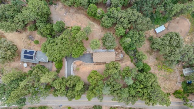 13050 Mount Zion Rd, Pine Grove, CA 95665